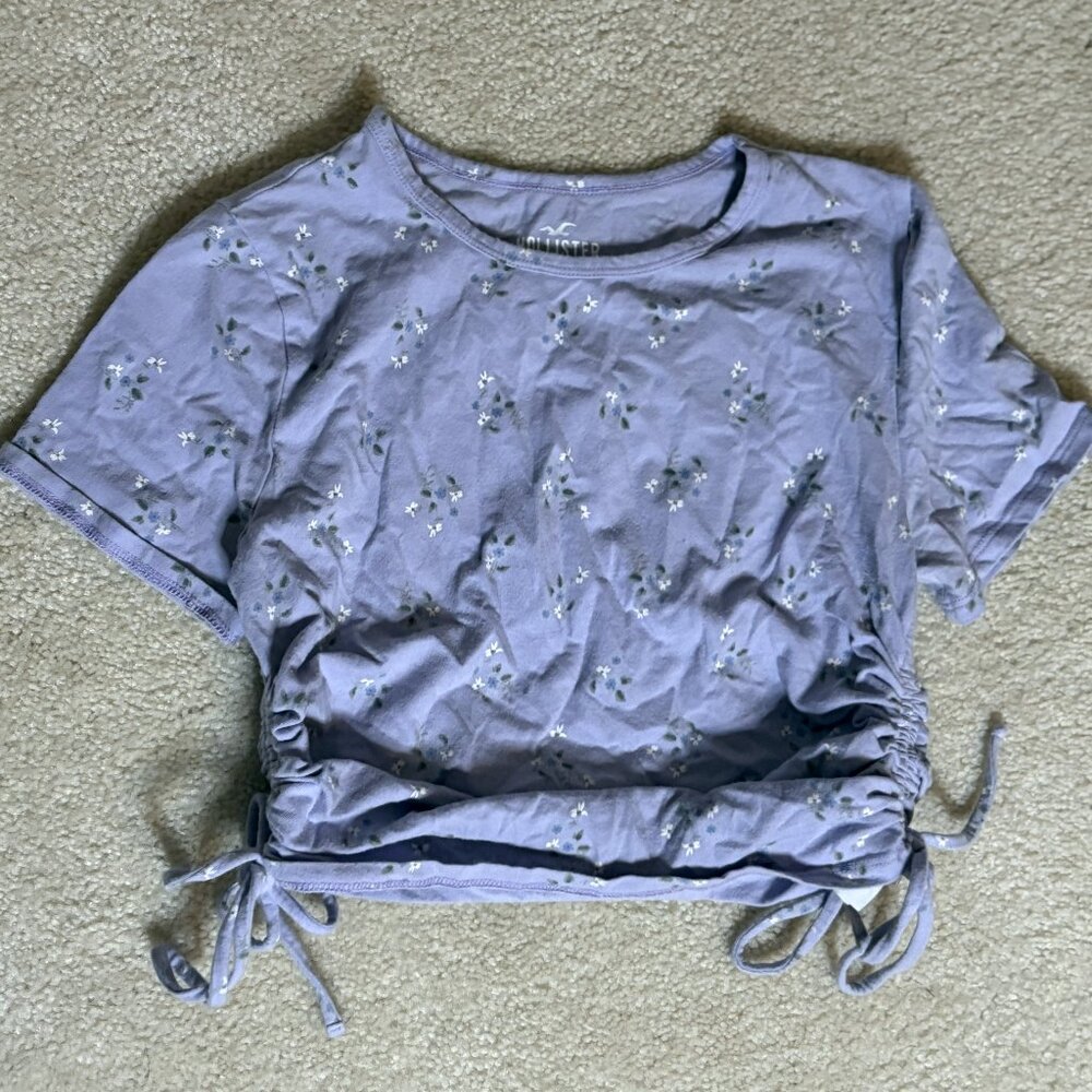 Hollister baby tee